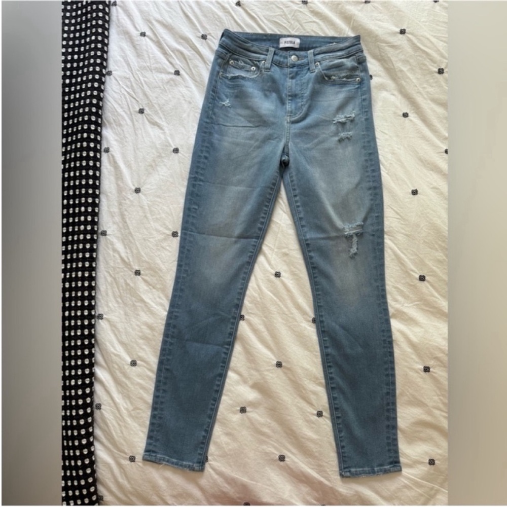 NWT Pistola Women's High Rise Distressed Blue Jeans 26